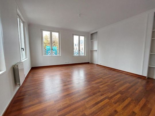 Location Appartement 2 pièces 55m² ELBEUF 76500 - Photo 1