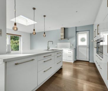 4 bedroom bungalow to rent - Photo 6