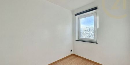 Appartement te huur in Tamines voor € 725 met 1 slaapkamer - Photo 3