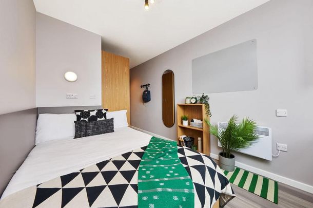 1 bedroom private hall to rent - Photo 1