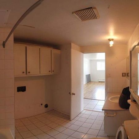 2 CH - 1 SDB - Québec - $997 /mo - Photo 3