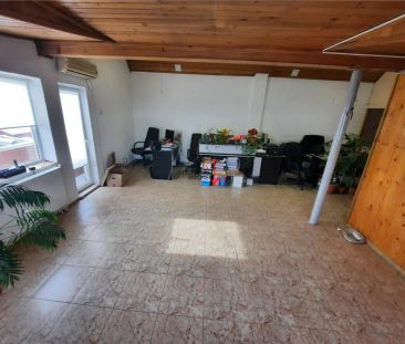 Garsoniera de 58 mp la etajul unei vile situata in sos Fundeni - Photo 3