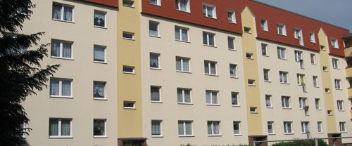 Gemütliche Wohnung mit Südbalkon und Blick in den grünen Innenhof - Photo 1