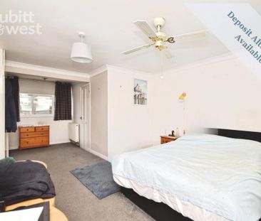 4 bedroom semi-detached house to rent - Photo 6