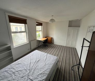 Brook Road, Redland - Photo 1