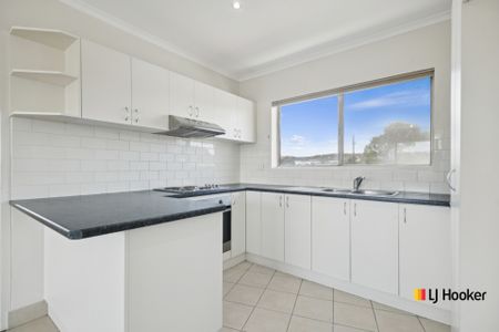 2 Bedroom Unit in Queanbeyan - Photo 5