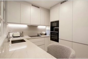 Paseo de Reding, Málaga, Andalusia 29016