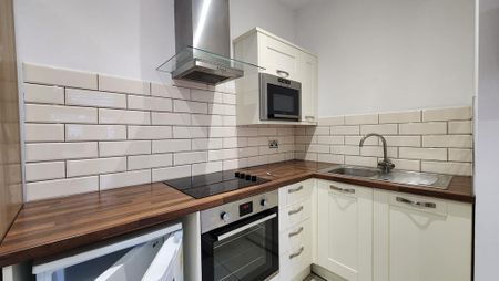 1 bedroom flat to rent - Photo 3