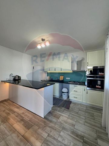 Casă / Vilă cu 3 camere de închiriat în Baneasa - Bou... - Photo 4