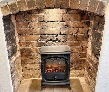 2 bedroom terraced house to rent - Photo 6