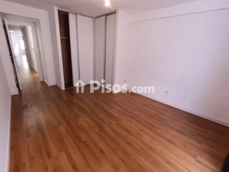 Piso en alquiler en Centro - Photo 3