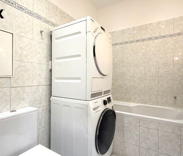 Pronájem bytu 2+kk v osobním vlastnictví 38 m², Praha 9 - Kyje - Photo 6