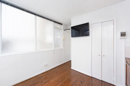 Amazing Flat Next to Paddington - Photo 2