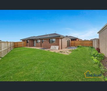 38 Maggie Crescent, Mambourin, Vic 3024 - Photo 6