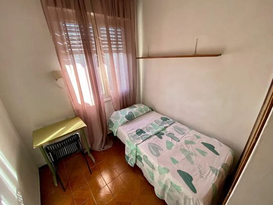 Calle de Hermenegildo Bielsa, Madrid, Community of Madrid 28026 - Photo 1