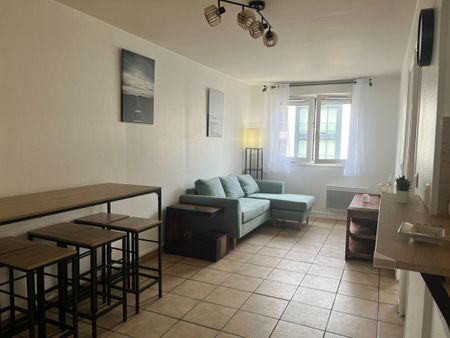 Location Appartement 2 pièces Meublé 34m² STE GENEVIEVE DES BOIS 91700 - Photo 3