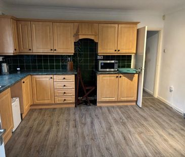 2 bedroom bungalow to rent - Photo 3