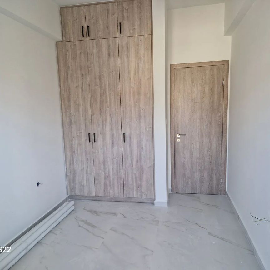 Διαμέρισμα για ενοικίαση Κέντρο (Πετρούπολη) - Photo 1