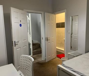 Room in a Shared House, Gordon Street, CV1 - Photo 2