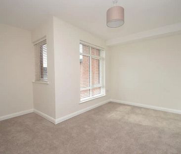 Apt 14 39 Dundela Crescent, - Photo 1