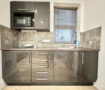 Studio to rent - Photo 5