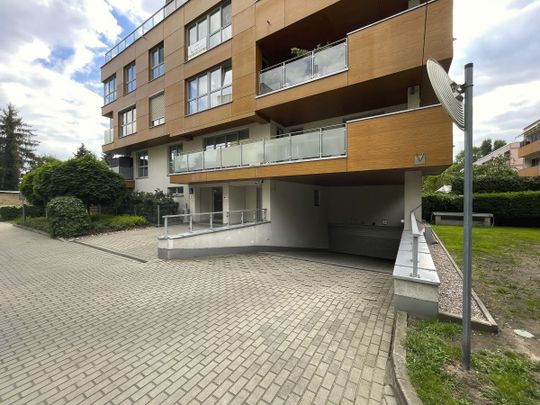 Klimatyczny apartament z ogrodem i garażem - Photo 1