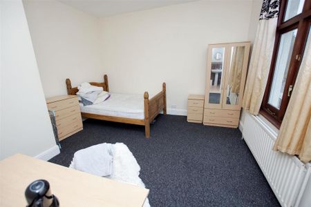 5 bedroom house to rent - Photo 4