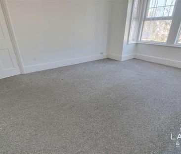 Wellesley Road, Clacton-on-sea, CO15 - Photo 1