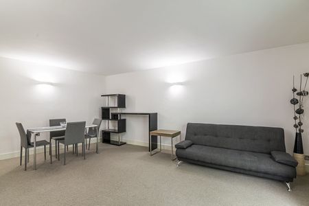 2 Bed Flat, Pierhead Wharf, E1W - Photo 2