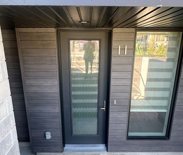 For Lease - 261 Woodbine Avenue Unit# E11, Kitchener, Ontario - Photo 3