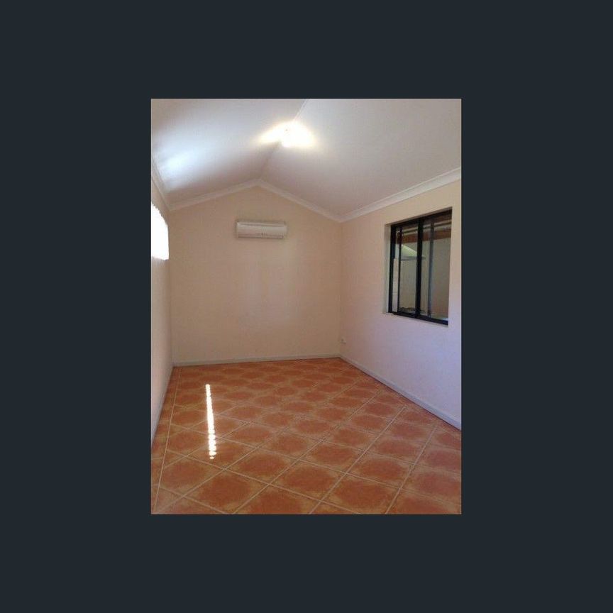 Ideal Family Home - Photo 1