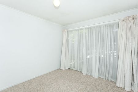 Conveniently Located Townhouse - Photo 3