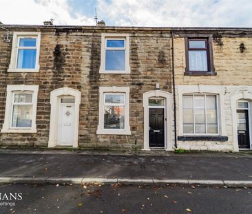 Whalley Road, Clayton Le Moors, Accrington - Photo 1