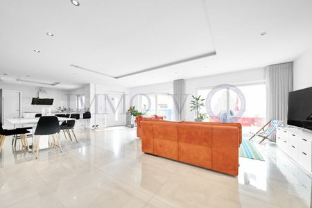 SPACIOUS STANDING IDEAL FOR FAMILY - Photo 4