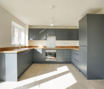 3 bedroom detached house to rent - Photo 6