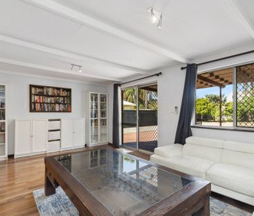 Spacious Family Home - Photo 2