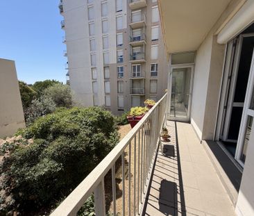 Location Appartement 4 pièces 75m² ROMANS SUR ISERE 26100 - Photo 5