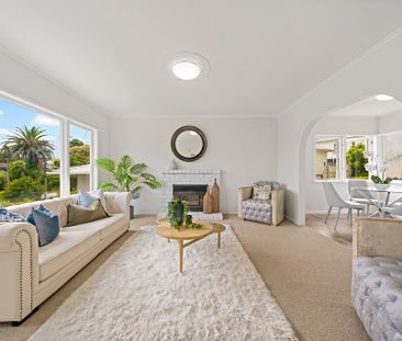 GLENFIELD - Newly Renovated 3 Bedroom Home - Photo 1