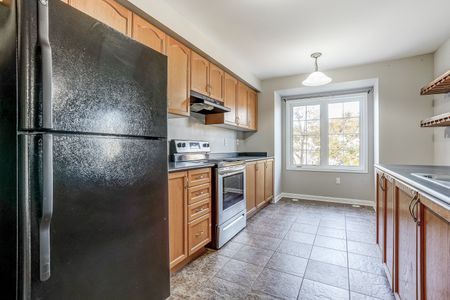 For Lease - 71 Garth Massey Drive Unit# 76, Cambridge, Ontario - Photo 2