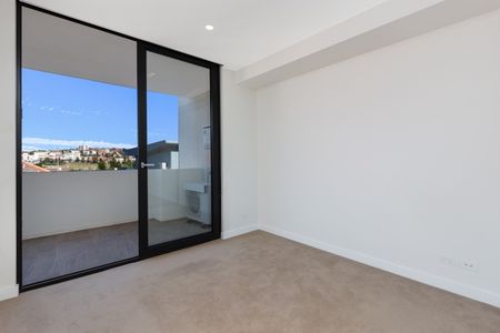 14/37-41 Ramsgate Avenue, Bondi Beach NSW 2026 - Apartment For Rent | Domain - Photo 2
