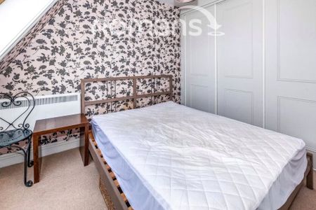 Egham Hill, Egham, Surrey, TW20 0AY - Photo 3