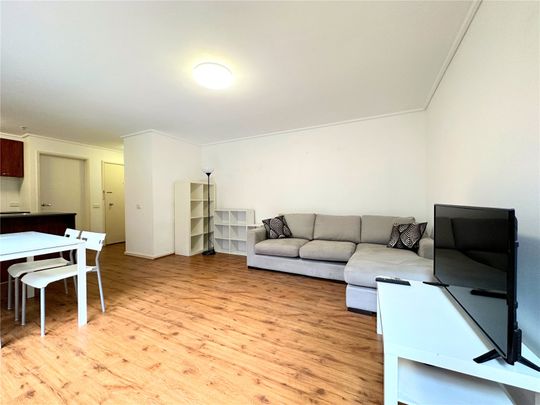 10/668 Bourke Street - Photo 1