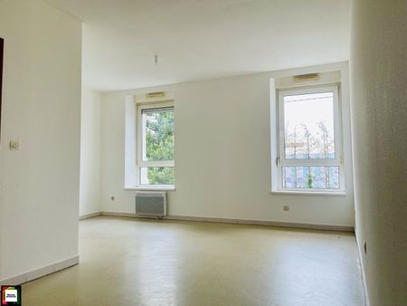 Location Appartement 2 pièces 48m² MONT ST MARTIN 54350 - Photo 3