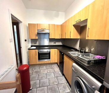 First Floor Right, 34 Ashvale Place, AB10 6QA, Aberdeen - Photo 2