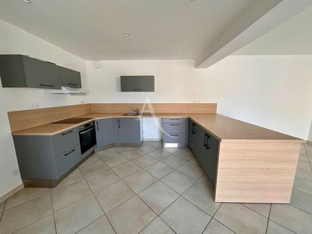 Location Appartement 6 pièces 115m² BRISSAC QUINCE 49320 - Photo 5