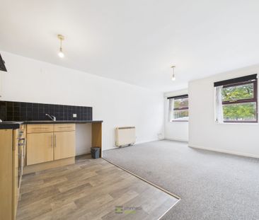 Long Acre Court, Portsmouth, PO1 - Photo 5