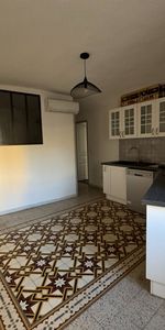 Appartement T2/T3 de 55 m² rue Auguste Gaudin - centre ville Bastia - Photo 3