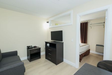 For Lease - 4029 River Road Unit# 304, Niagara Falls, Ontario - Photo 3