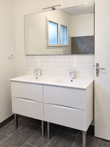 Location Maison 4 pièces 98m² - Photo 4