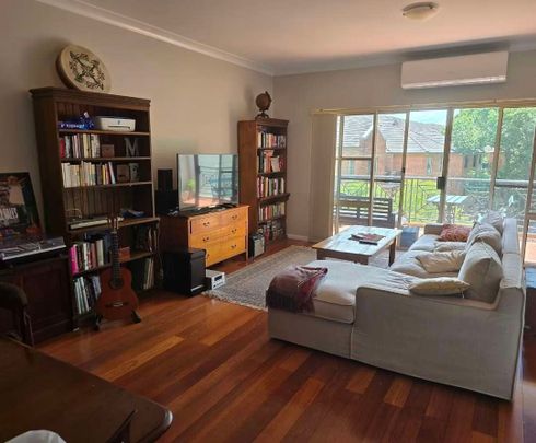 Dulwich Hill - Photo 1